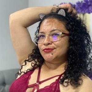 Camgirl is actually offline