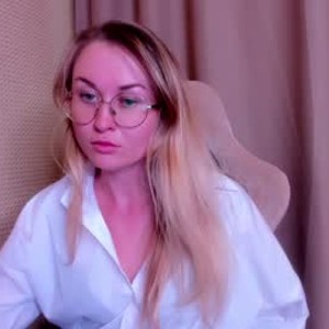 pornos.live _miss_eva_ livesex profile in cuckold cams