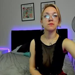 bestlivesexchat.com ashley420ne livesex profile in lush cams