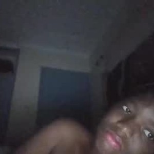 girlsupnorth.com black_cocoa livesex profile in ebony cams