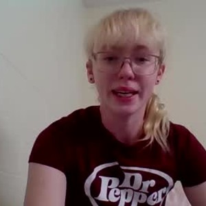 chaturbate blonde_katie Live Webcam Featured On elivecams.com