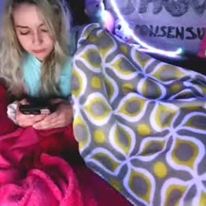 girlsupnorth.com blondiebubblebooty livesex profile in BigAss cams