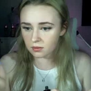 pornos.live carmenbaby19 livesex profile in findom cams