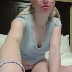 rudecam.live electraaxxxx livesex profile in young-tiny-horny-kinky-pussyplay cams