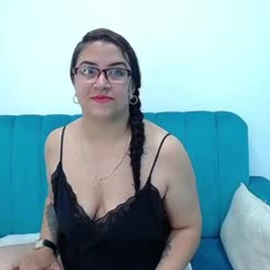 chaturbate emilly_stones Live Webcam Featured On sexcityguide.com