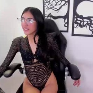 livesex.fan gia_xxx_ livesex profile in petite cams