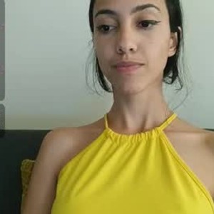 chaturbate innocentlatiina webcam profile pic via sexcityguide.com