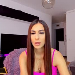 girlsupnorth.com k_chic livesex profile in petite cams