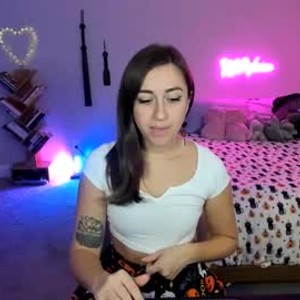 chaturbate katieverona webcam profile pic via rudecam.live