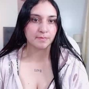 girlsupnorth.com kattysweetty_ livesex profile in milk cams