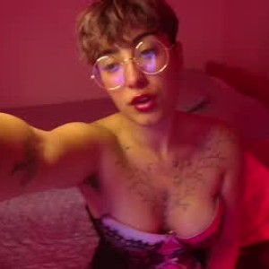 cheapadultsexcams.com lil__cat livesex profile in pussy cams