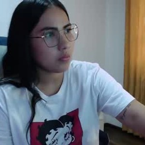 sexcityguide.com lilian_candy livesex profile in young cams