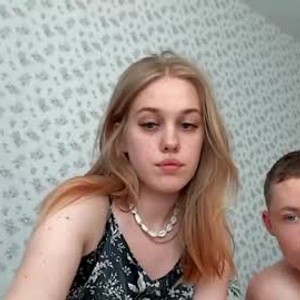 chaturbate lisabeth_white webcam profile pic via elivecams.com