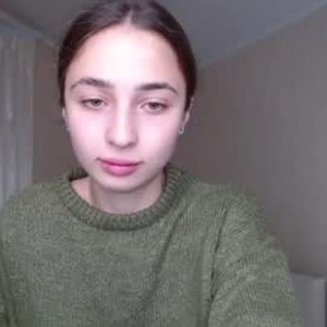 livesex.fan little_cherrry__ livesex profile in findom cams