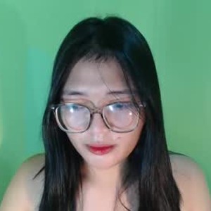girlsupnorth.com lovely_laura09 livesex profile in asian cams