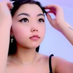 Camgirl is actually offline