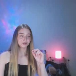 chaturbate mila_blushh Live Webcam Featured On livesex.fan