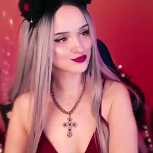 girlsupnorth.com miladyjolie livesex profile in hentai cams