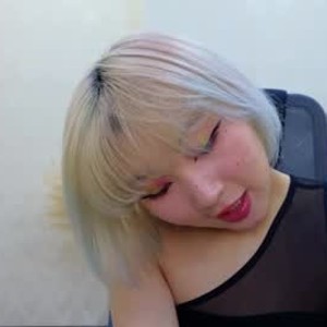 girlsupnorth.com milla_waves livesex profile in asian cams