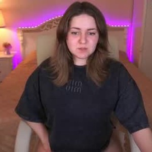 netcams24.com monikaabell livesex profile in curvy cams