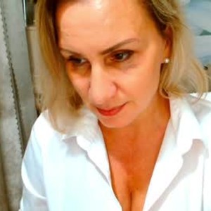 maturelivesexcams.com music_fairy livesex profile in lovense cams