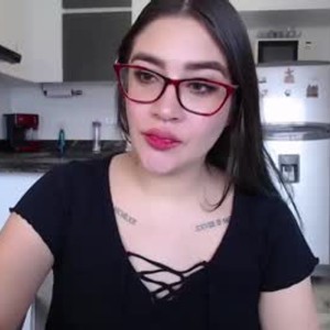 sleekcams.com nicolesweets6 livesex profile in latina cams