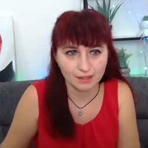 sexcityguide.com ninaflawlees livesex profile in skinny cams