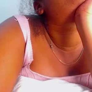 free6cams.com queenalya_ livesex profile in ebony cams