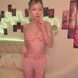 livesexl.com quinestel livesex profile in asian cams