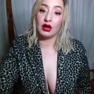 livesex.fan rashellrosess livesex profile in lovense cams