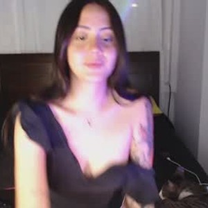 girlsupnorth.com rebecca_collins livesex profile in squirt cams