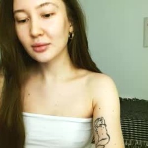 247camsex.com rebecca_demure18 livesex profile in slim cams