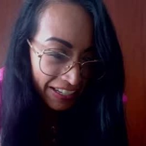 livesex.fan samantha_martinelli livesex profile in party cams