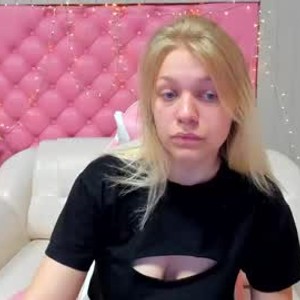 livesexr.com sandralovel livesex profile in blonde cams