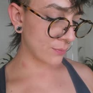 girlsupnorth.com simone_4201 livesex profile in Tomboy cams
