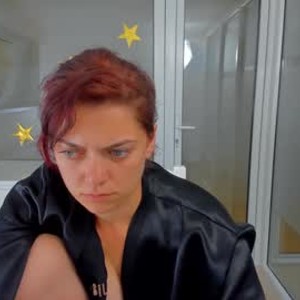 stripchat starleefire webcam profile pic via sexcityguide.com
