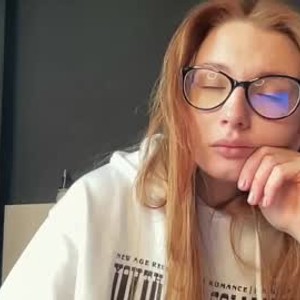 livesexr.com sweet_molly15 livesex profile in redhead cams