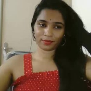 chaturbate tamilkavya webcam profile pic via livesexr.com