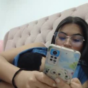 chaturbate taylo__tits webcam profile pic via rudecam.live