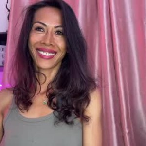 girlsupnorth.com thewildmiu livesex profile in asian cams