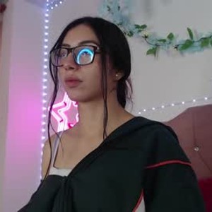 girlsupnorth.com zoey_thin livesex profile in sexy cams