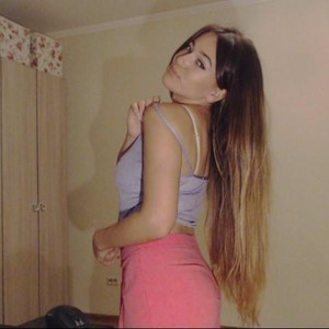 girlsupnorth.com Lucky_V livesex profile in NonNude cams