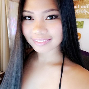 AjoyfulBarbie's MyFreeCams show and profile