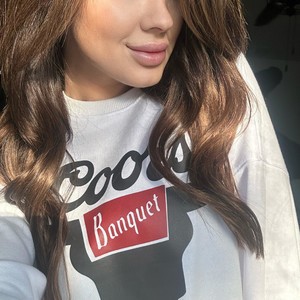 PolishBarbie's MyFreeCams show and profile