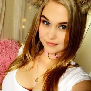 pornos.live ZillyKitty livesex profile in funny cams