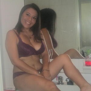 stripchat PlayfullHairy webcam profile pic via pornos.live