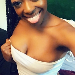 pornos.live Ms_Bree livesex profile in pussy licking cams