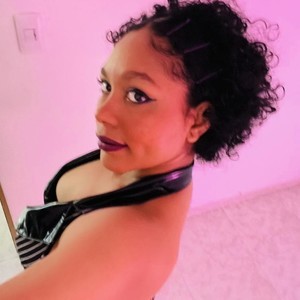 elivecams.com Electric_Bae livesex profile in ebony cams