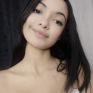 mfc EvaJimenez_ webcam profile pic via girlsupnorth.com