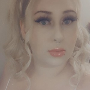 Itslaurenxo's MyFreeCams show and profile